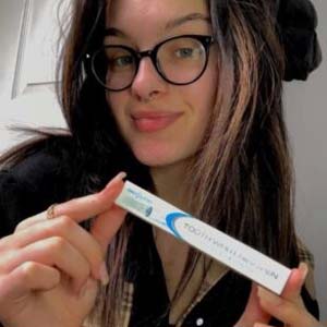 Tooth Whitening Pen Review - Belle
