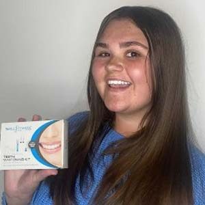 Teeth Whitening Kit Review - Ellie